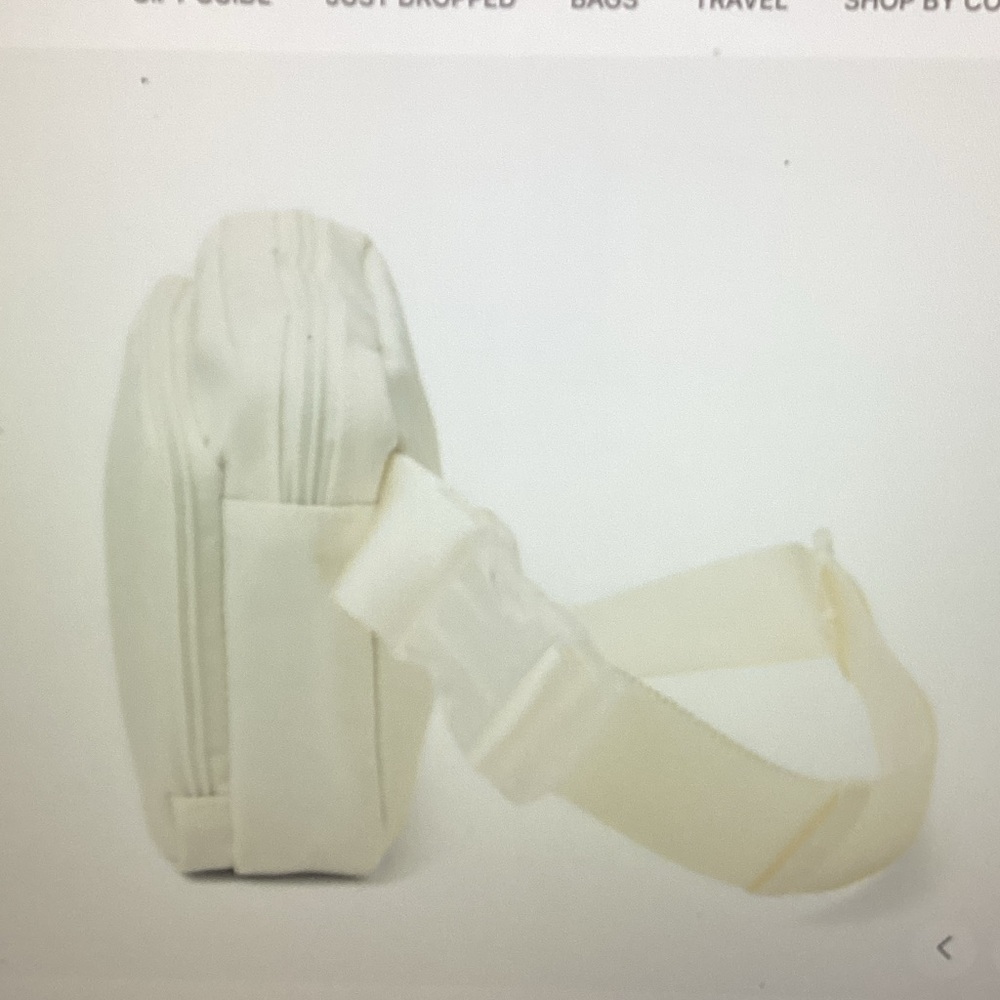 Baggallini White Crossbody Bag Modern Belt Bag BNWT 🤍🤍 - Picture 3 of 10